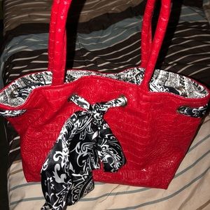 Happy Hearts Handbag leather alligator print